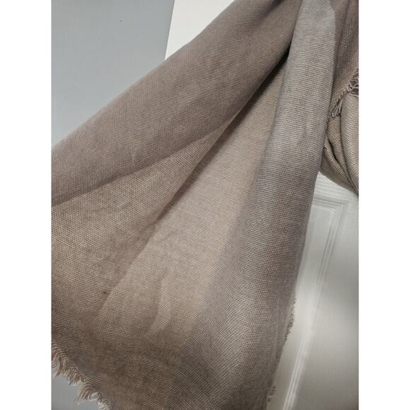 Maurices Tan Beige Brown Oblong Winter Scarf - Picture 2 of 6